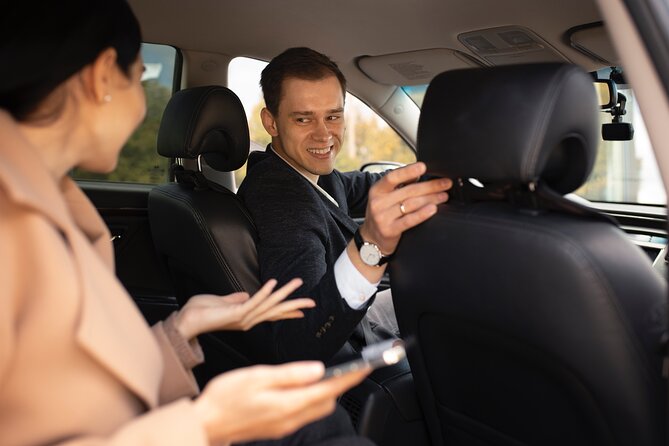 1 to 8 People Private Transfer from Dublin Airport to City Centre - Where Your Driver Will Actually Be Waiting