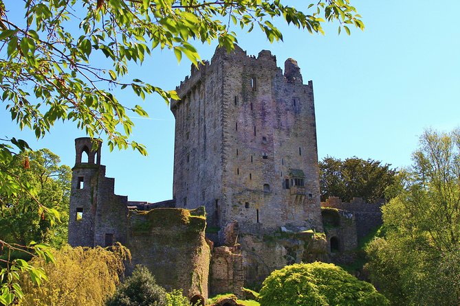 10-Day Ultimate Small-Group Tour of Ireland from Dublin - Price and value: what $3,853.34 really covers