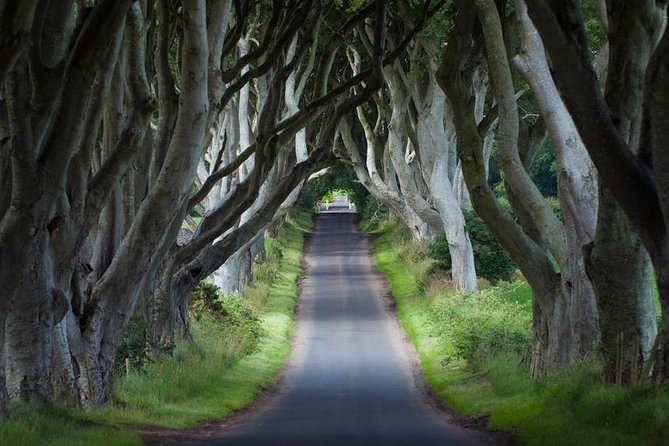 2-Day 'Game of Thrones' Rail Tour from Dublin Incl. Belfast and Giant's Causeway - Your 4-Star Belfast Night: Breakfast Included, Comfort Is the Variable