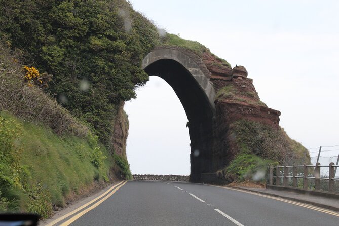 2-Day Northern Ireland Giants Causeway Private Luxury Car Tour - The Dark Hedges: quick stop, big film-fan payoff