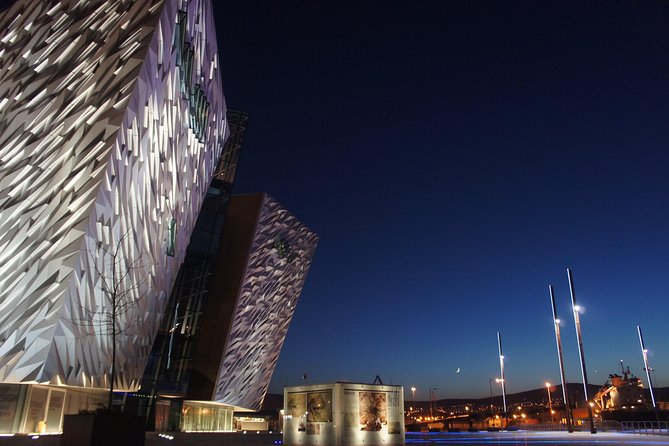 2-Day Northern Ireland Tour from Dublin Including Belfast and Giants Causeway - The Bus, the Pickup Points, and the Timing Reality Check