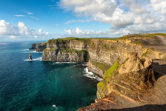 4-Day Cork, Ring of Kerry, Dingle, Cliffs of Moher and Galway Bay Rail Tour - Day 3: Dingle Peninsula, Slea Head, and Irish-Speaking Country