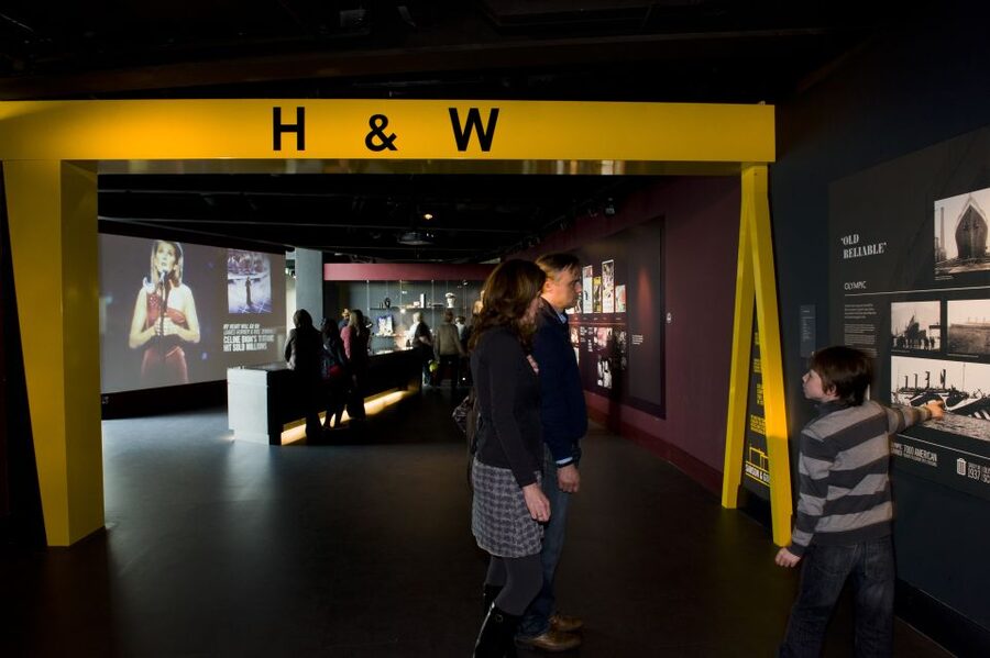 Belfast: Full-Day Tour with Titanic Experience - Belfast city center shopping time: using free time wisely