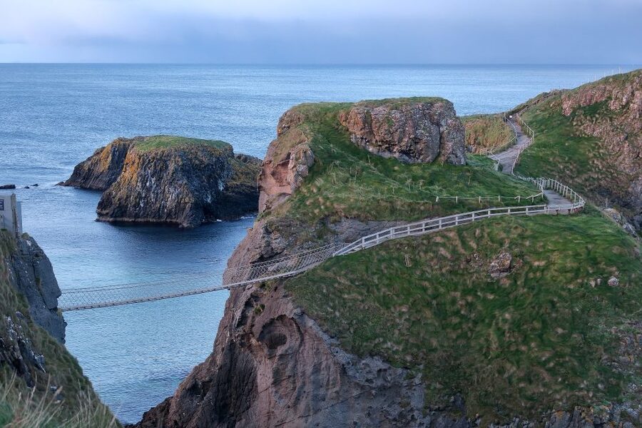 Belfast & Giant's Causeway: 2-Day Rail Tour from Dublin - Giant’s Causeway, then back to Belfast for your hotel night