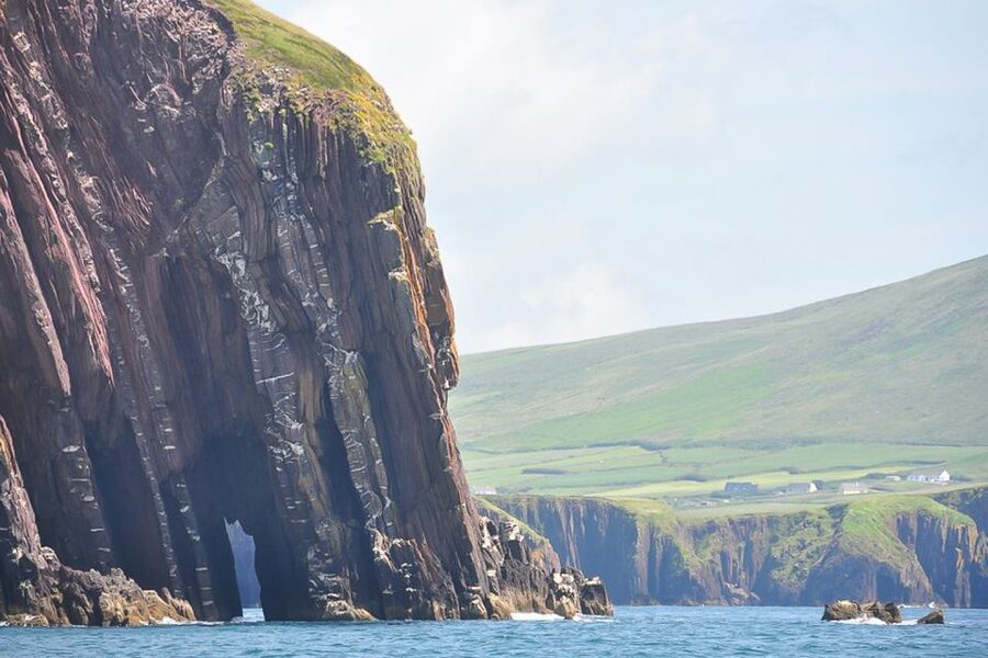 Best of Ireland 6-Day Backpackers Economy Tour - Dingle Peninsula Day: One Full Day, One Big Road Trip Feel