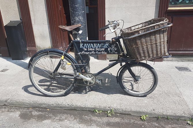 Bike Tour Along The Historic Waterways Of Dublin - Saluting 49,400 at the Irish National War Memorial Gardens