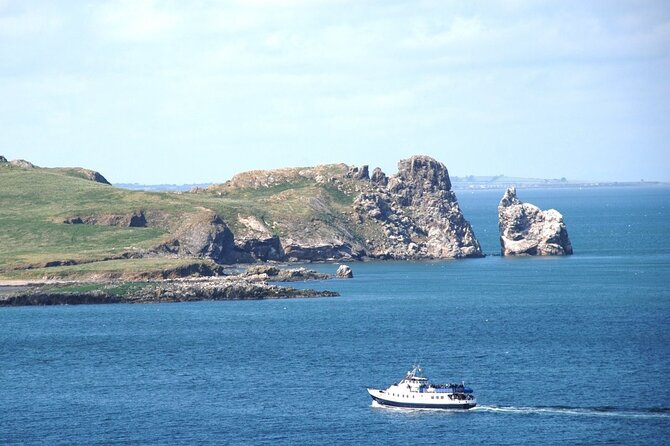 Boat Trip from Dublin City to Dun Laoghaire - Timing, crowds, and how to pick your seat mood