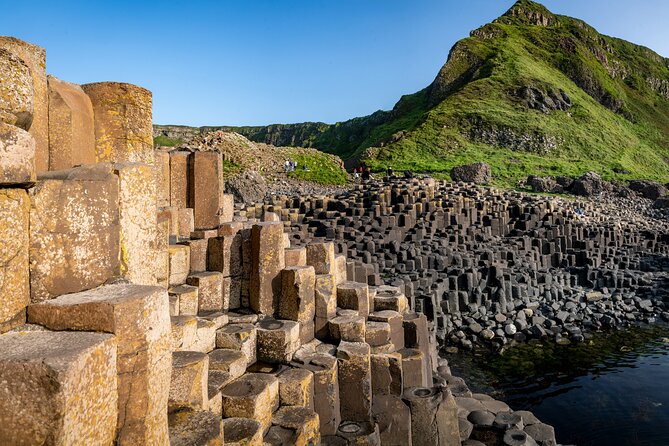 Chauffeur Giants Causeway & Belfast Private Day Tour From Dublin - A chauffeur day that turns 2 big regions into one trip