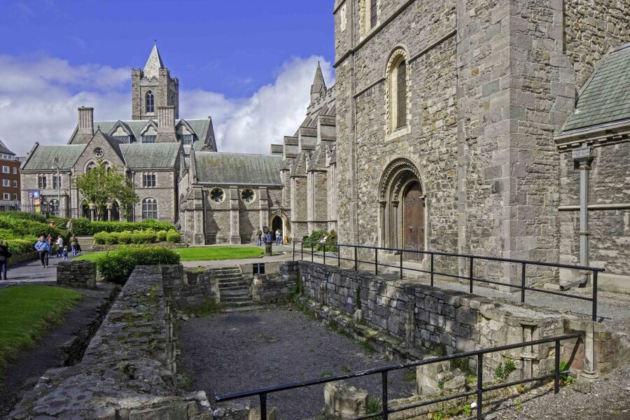 Christ Church Cathedral Entrance Ticket & Self-Guided Tour - The cat and rat oddity: Tom and Jerry in the crypt