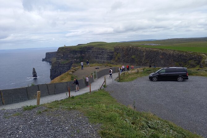 Cliffs of Moher and Burren Private Day Tour - Dunguaire Castle and Kinvara: Galway Bay’s gentle opener