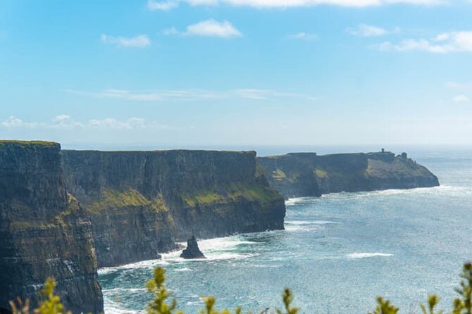 Cliffs of Moher, Burren and Bunratty with Private Chauffeur Tour - Bunratty Castle and Folk Park: medieval rooms and Clare views
