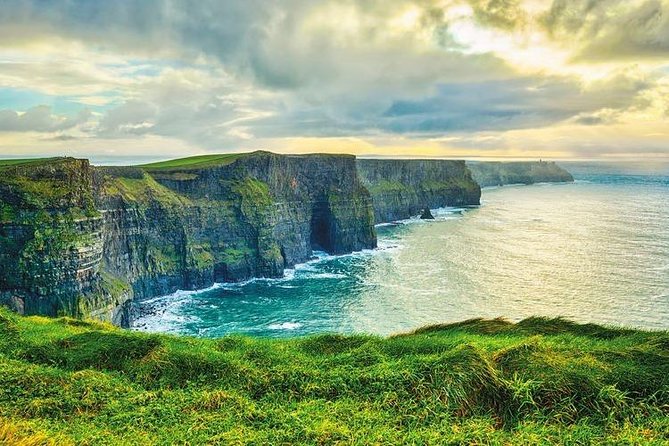 Cliffs of Moher Luxury Private Day Tour - Pickup from anywhere in Co. Dublin, then straight west