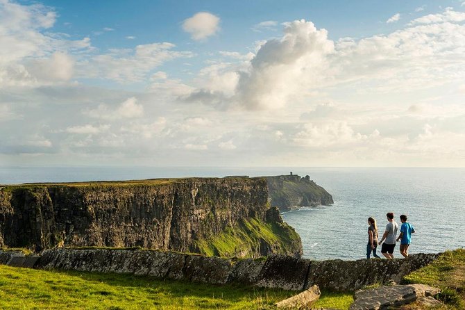 Cliffs of Moher Private Full Day Tour From Dublin - Clonmacnoise ruins: your quiet start before the coast