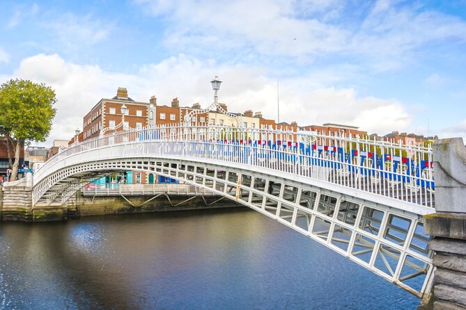 Cupid’s Trail: Romantic Puzzle Quest in Dublin - Love Lane as a dedicated romance beat