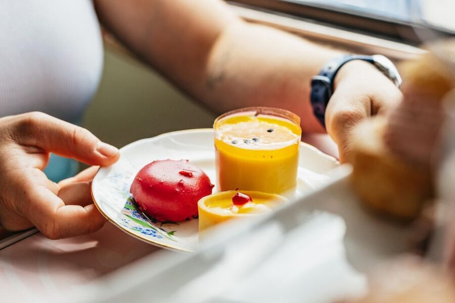 Dublin: Afternoon Tea Vintage Bus Tour - Afternoon Tea on Wheels: What You Actually Eat and When