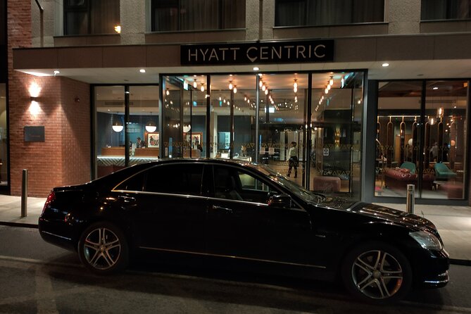 Dublin Airport Transfers: Luxury Transfer To/From DUB Per Vehicle - Who should book this private transfer, and who should skip it
