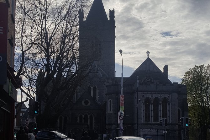 Dublin City Center Walking Tour - The 40 Steps: Jonathan Swift and a medieval wall piece