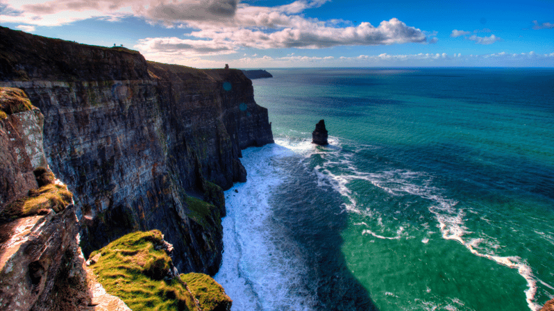 Dublin: Cliffs of Moher, Ennis, & Bunratty Castle Day Tour - Key points you should care about