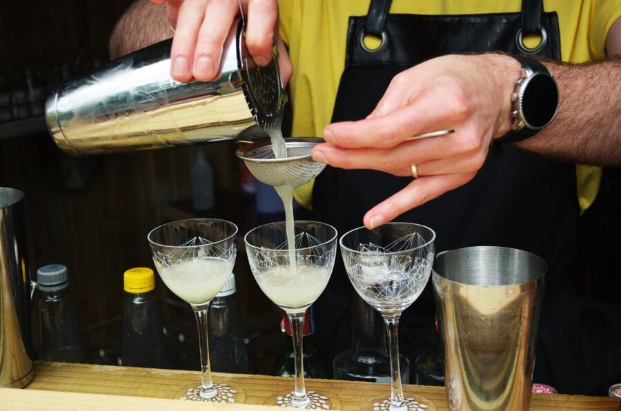 Dublin: Cocktail Masterclass - Making two signature drinks: the part you will remember