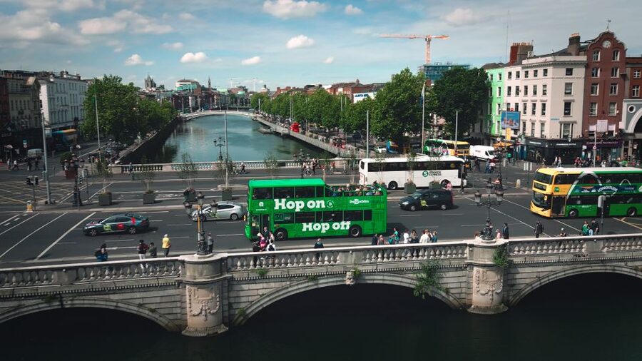 Dublin: Cruise Excursion Hop-On Hop-Off Tour & Rail Ticket - O’Connell Street to Trinity College: where most people get their Dublin bearings