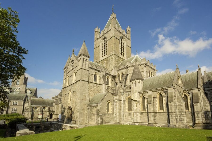 Dublin Explorer Pass: Save up to 50% on 3 to 7 Attractions - Reservations marked (R): the only real planning trap