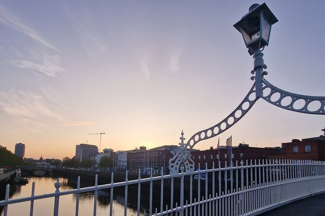 Dublin Express Private Guided Walking Tour - Temple Bar to Ha’penny Bridge, getting the city split in your head