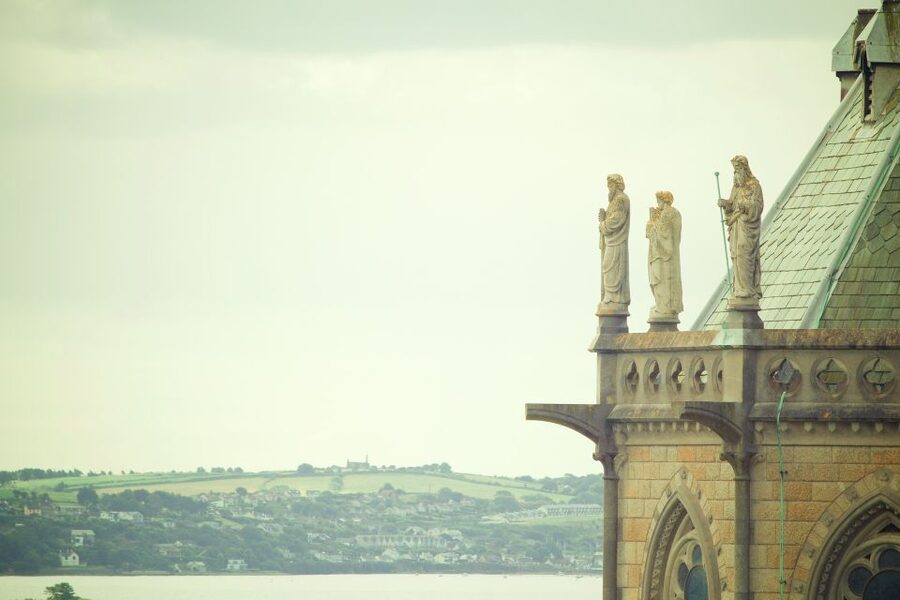 Dublin: Full-Day Tour to Cork, Cobh and Blarney Castle - Blarney Village free time: shopping and lunch without the stress