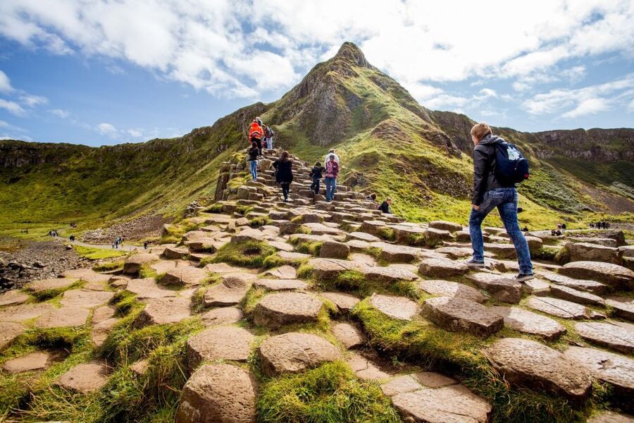 Dublin: Giant's Causeway & Belfast (Titanic or Black Taxi) - Lunch and breaks: where you have time, and where you need a plan