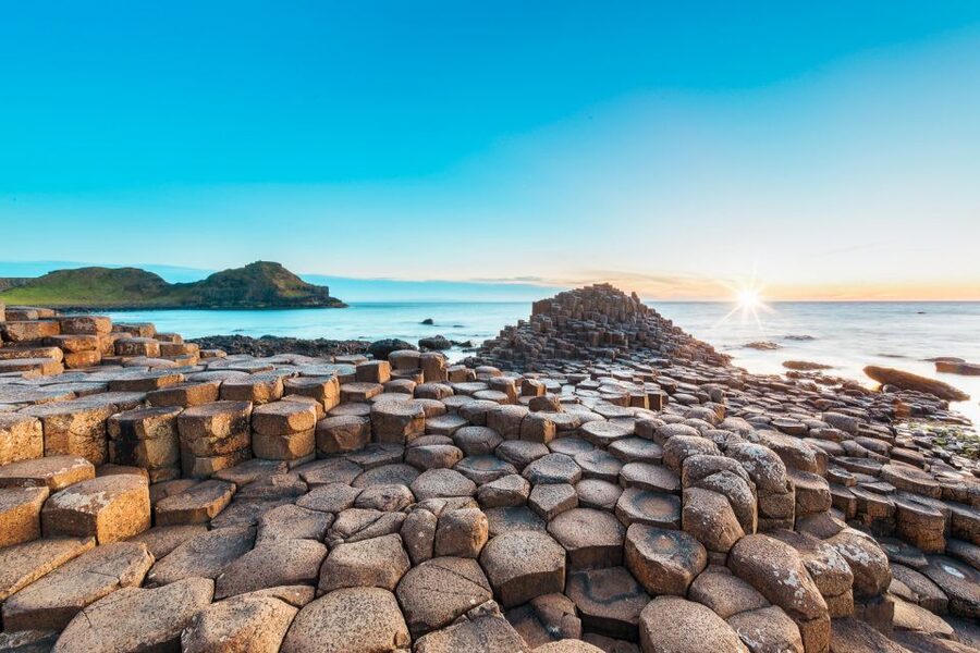 Dublin: Giants Causeway, Dark Hedges, Dunluce & Belfast Tour - Dunluce Castle: 5 minutes for the postcard shot