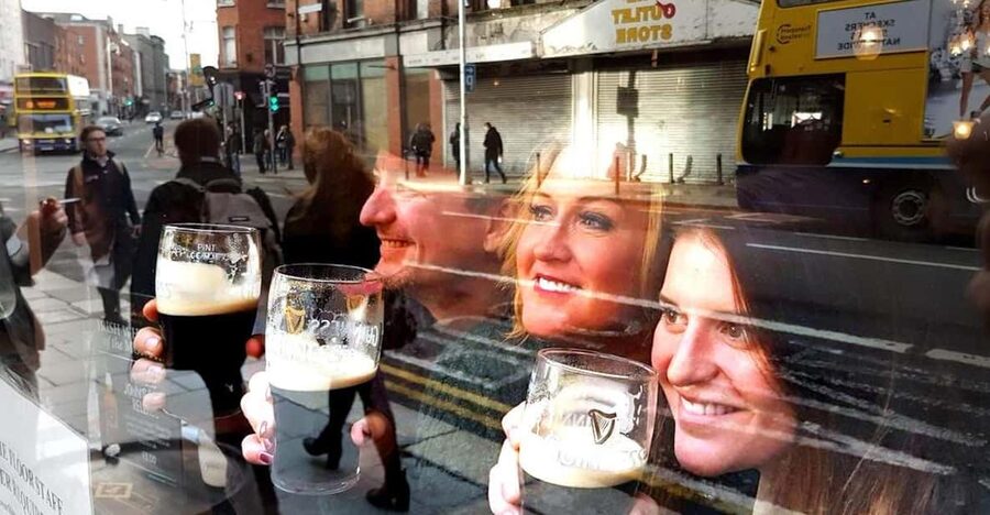 Dublin: Guided Sights and Pints Tour - Dublin’s pub door as a history lesson