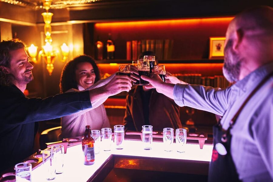Dublin: Guinness Storehouse Connoisseur Experience - 4th-floor private bar access, built for your attention