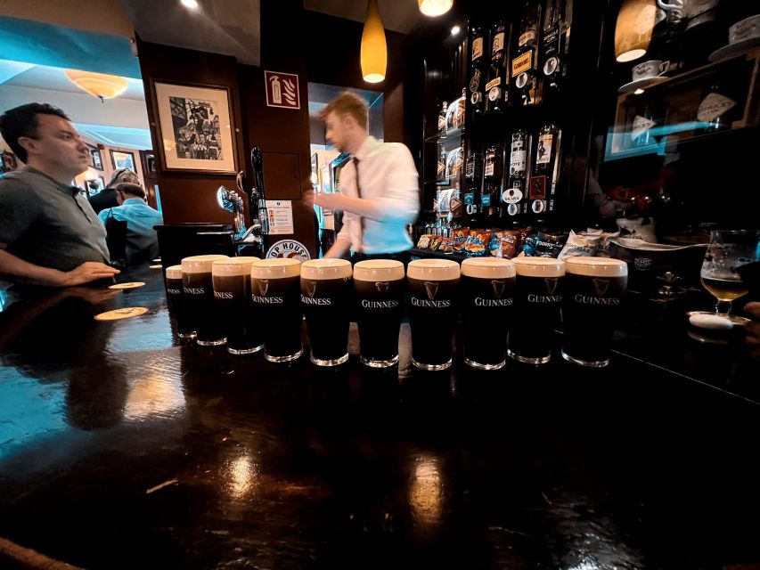 Dublin: Guinness Storehouse & Perfect Pint Tour Experience - Small group size and the people who steer the day