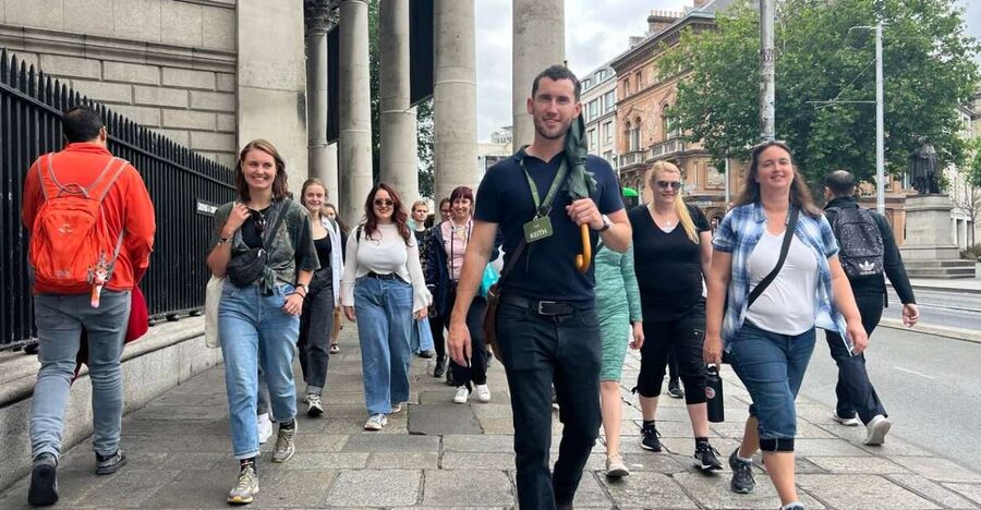 Dublin: Highlights and Hidden Gems Walking Tour - The Tour’s Core Story: 1,000 Years in a Single Walk