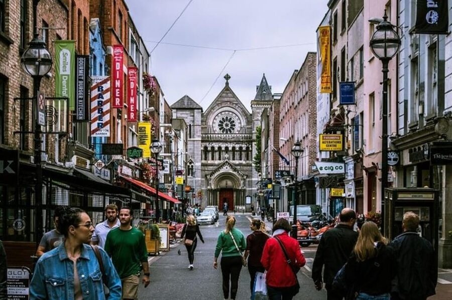 Dublin: Highlights and Hidden Gems Walking Tour - Should you book this Dublin Highlights and Hidden Gems walking tour?