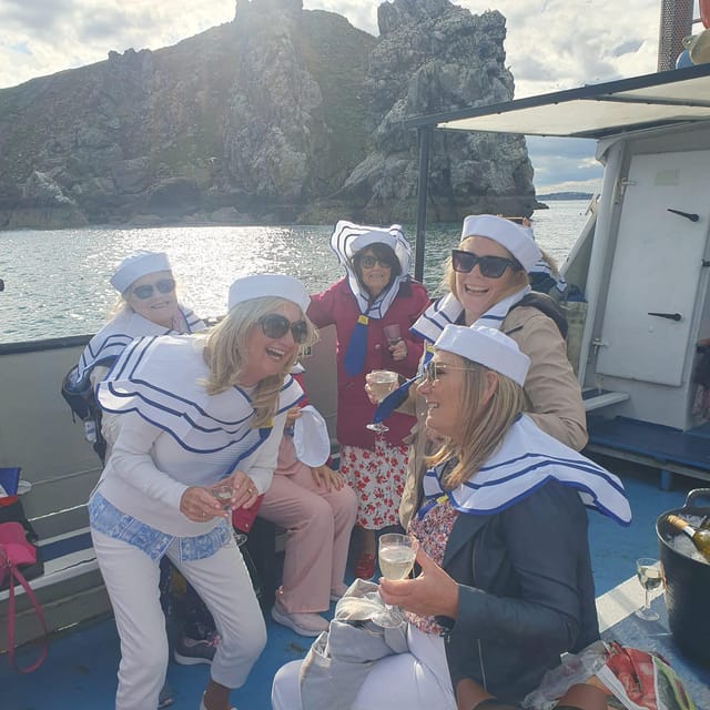 Dublin: Howth Cliffs and Lighthouse Boat Tour - The 45-Minute Cruise Route: Howth Lighthouse, Balscadden Bay, and Ireland’s Eye