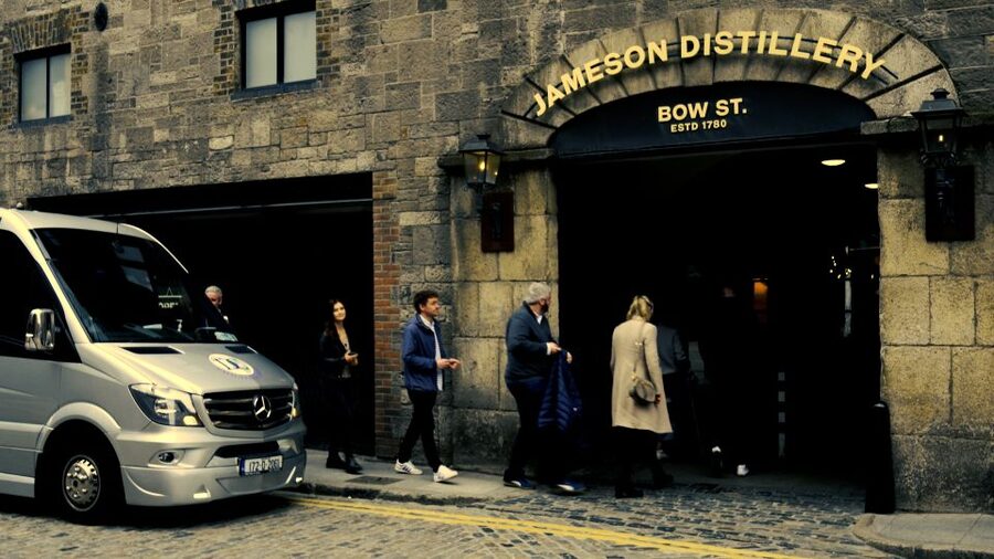 Dublin: Jameson and Guinness Private Tour with Transfers - Getting Picked Up in Style, Then Seeing Dublin From the Right Windows