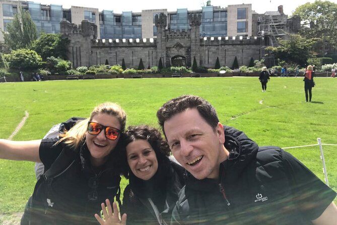 Dublin Literary Tour with a Local Expert: Custom & Private - Davy Byrne’s-style pub stop, and why the pint works on a literary tour