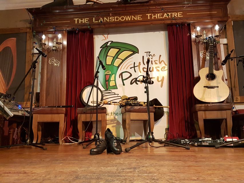 Dublin: Music and Dance Show at The Irish House Party - World champion music and dance, up close in a friendly room