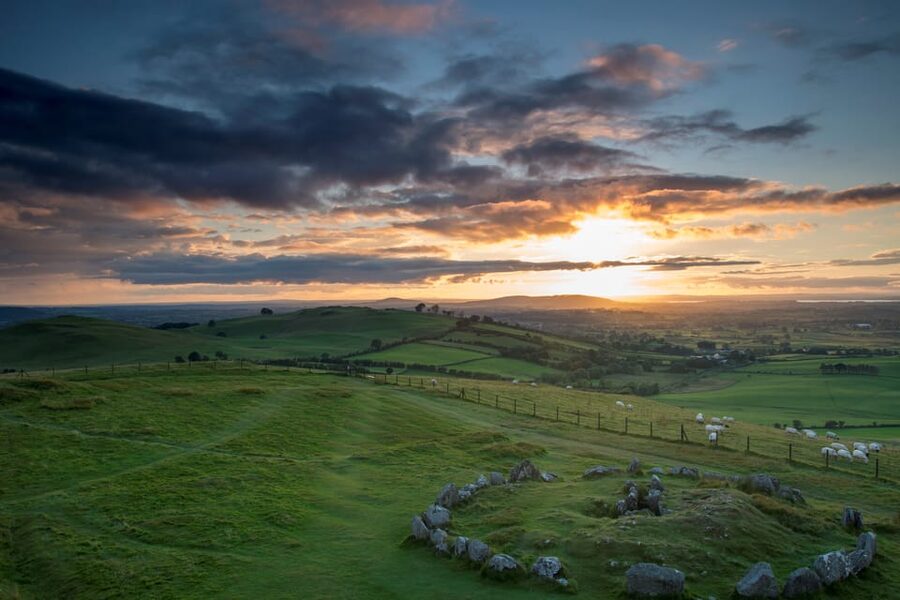 Dublin: Private Boyne Valley and Trim Castle Day Tour - Lunch in Slane, then Hill of Tara for the Celtic kings perspective