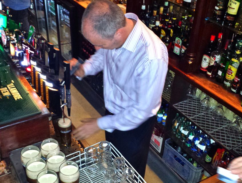 Dublin: Private Pub Tour - Price and logistics: what $560 per group really buys you