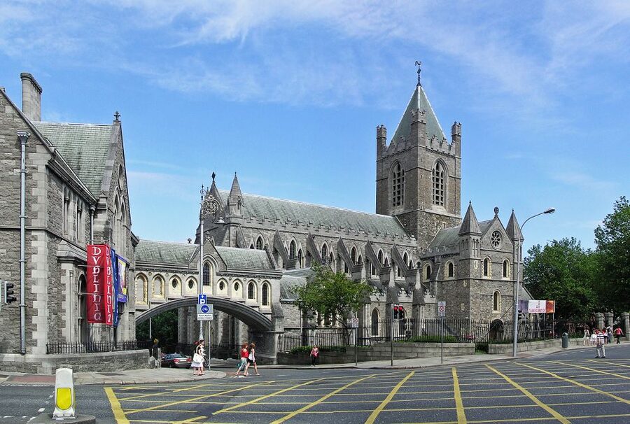 Dublin: Private Tour of City Monuments in Spanish - Who this private Dublin monuments tour is best for