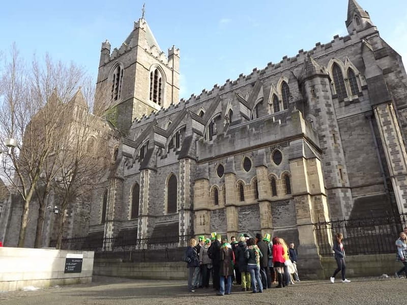Dublin: Sightseeing Walking Tour in German - Meeting at the Tree of Gold on Dame Street