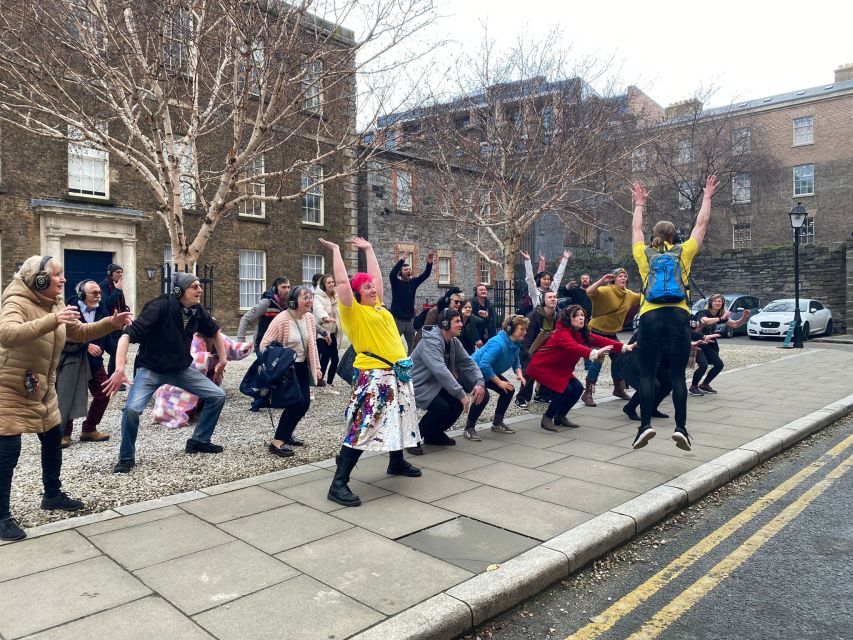 Dublin: Silent Disco Walking Tour - Key things that make this tour fun