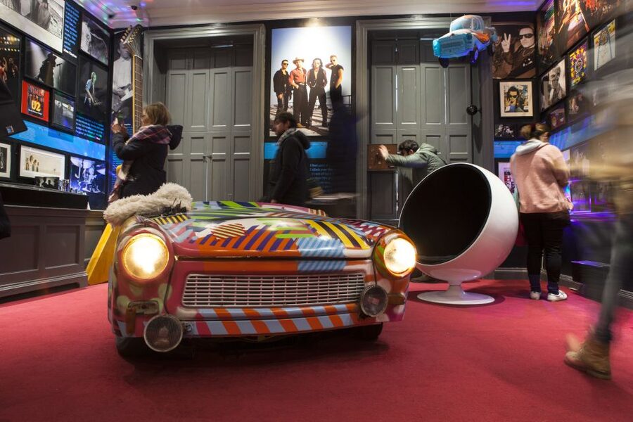 Dublin: Skip-the-Line Little Museum of Dublin Ticket - When your guide brings the city to life