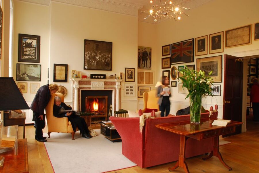 Dublin: Skip-the-Line Little Museum of Dublin Ticket - Rules that affect your comfort: seating, photos, and food