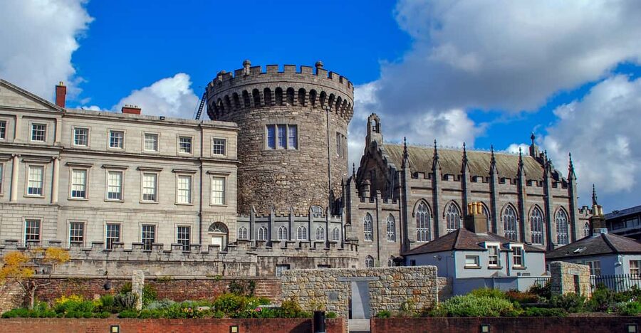 Dublin: St Patrick's, Book of Kells, and Dublin Castle Tour - Key highlights to plan for
