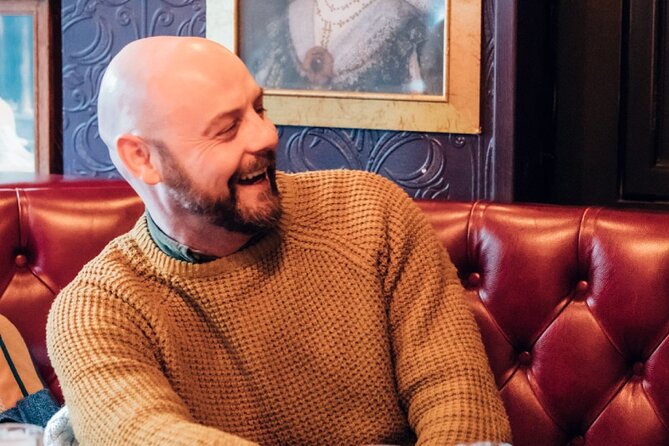Dublin Storytelling Pub Tour - 3 stops, drinks & local snacks - What kind of traveler should book this?