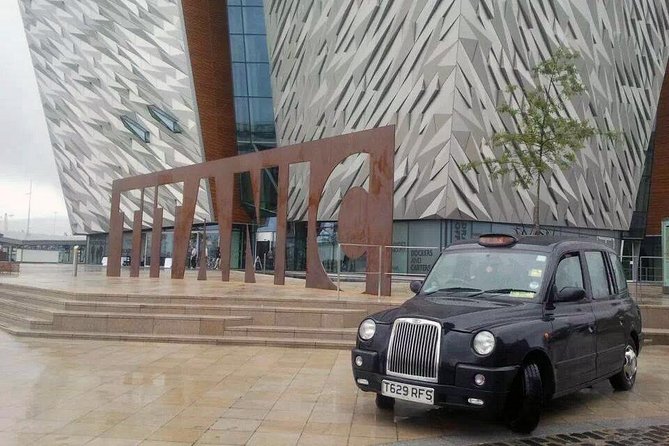 Dublin to Belfast Black Cab, Dunluce Castle and Giant's Causeway - Long-day practicalities: walking, rain gear, and how to pace yourself