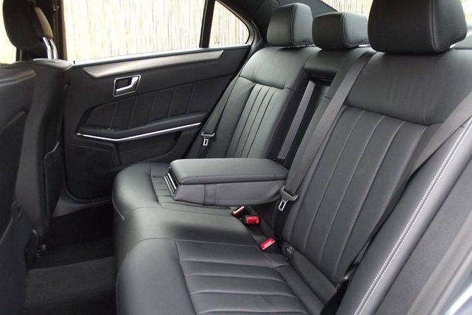 Dublin To Belfast City UK Private Luxury Car Transfer - Luxury Mercedes Ride From Dublin to Belfast, Without the Hassle