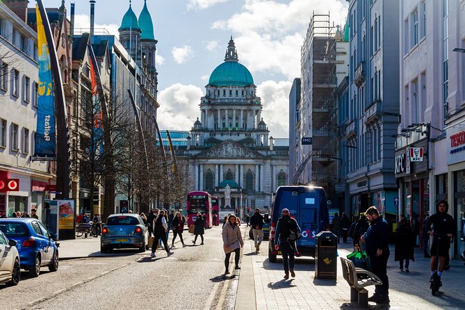 Dublin to Belfast, Dunluce Castle and Giant's Causeway Day Tour - Return to Dublin, plus a late drop near Temple Bar